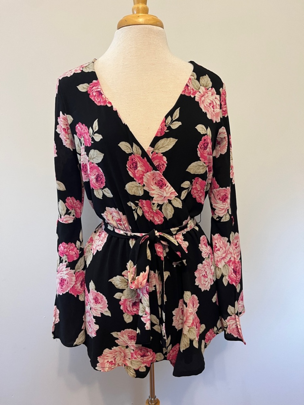 Lily Rose XS floral Black Rose romper Cut Trumpet Sleeve Victorian - Picture 1 of 13